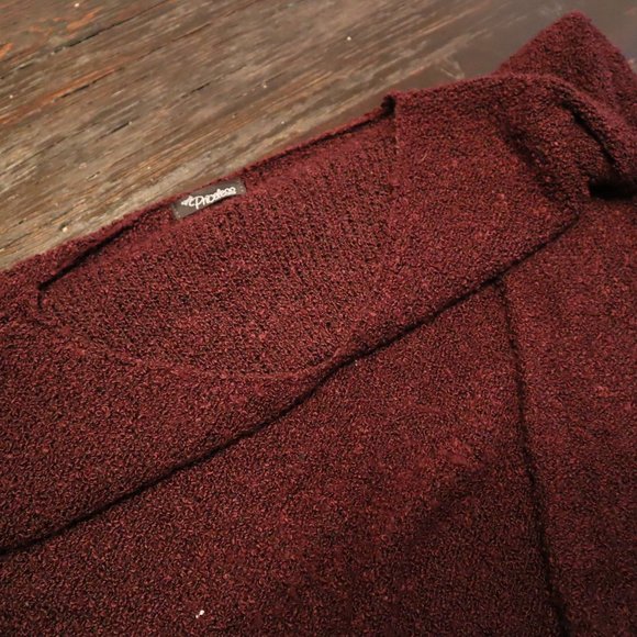 Bundle of Sweaters (5) - Picture 2 of 10